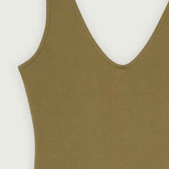 Oak + Fort | Sage Deep V body suit tank - Small - Picture 5 of 5